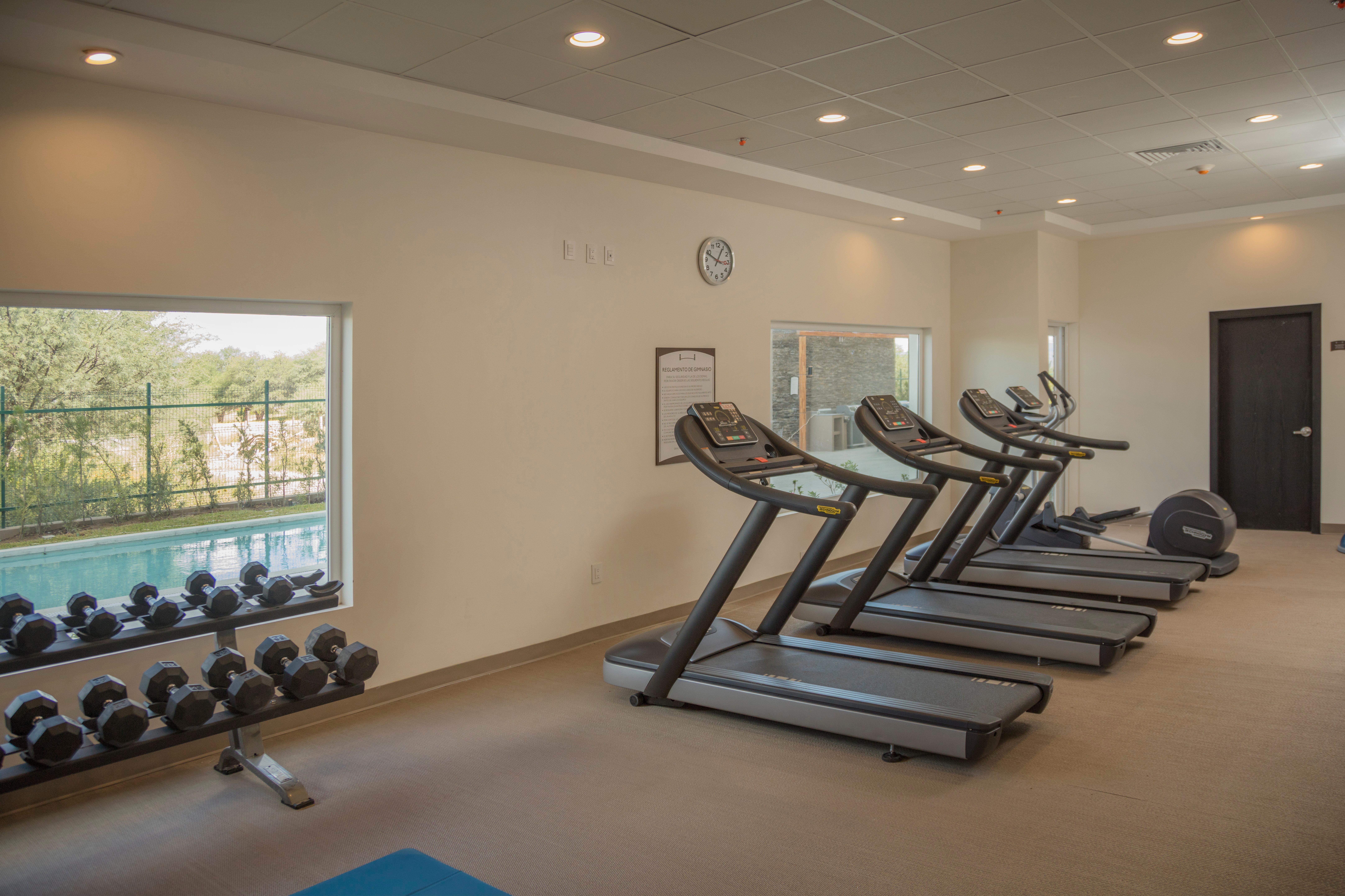 Staybridge Suites Silao By Ihg Zewnętrze zdjęcie