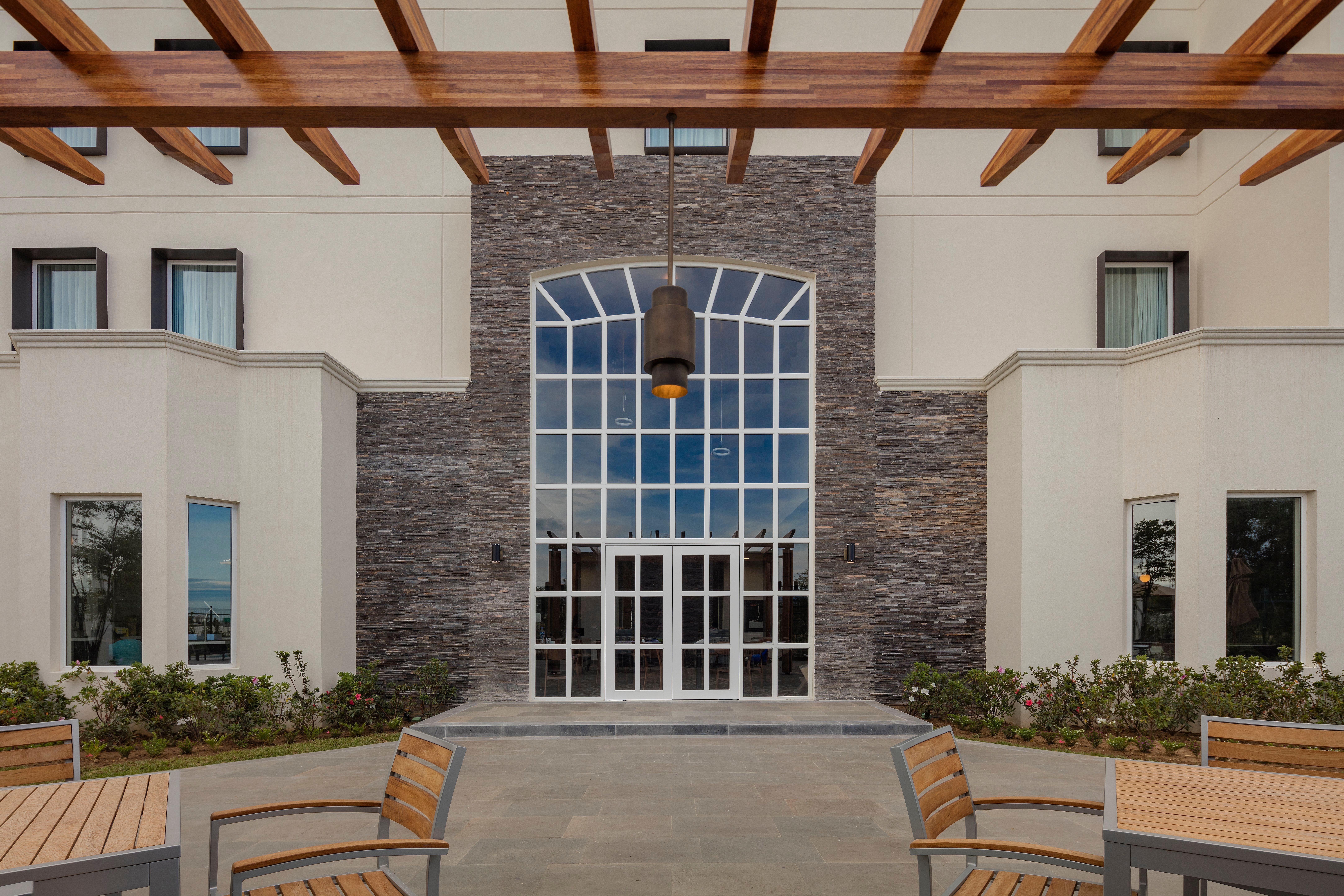 Staybridge Suites Silao By Ihg Zewnętrze zdjęcie