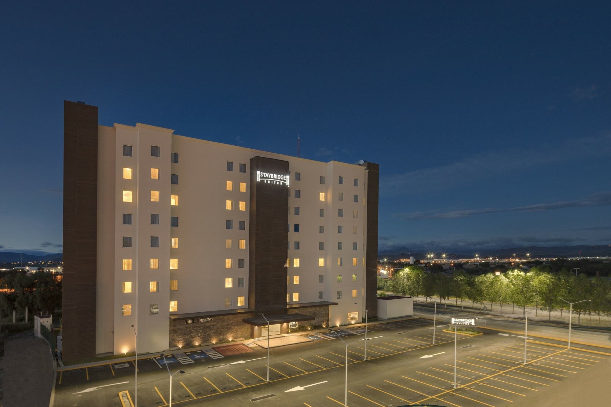 Staybridge Suites Silao, An Ihg Hotel Zewnętrze zdjęcie